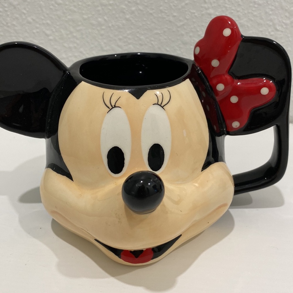 Mickey & Minnie Mouse Disney Head Mugs (2) - Picture 2 of 6